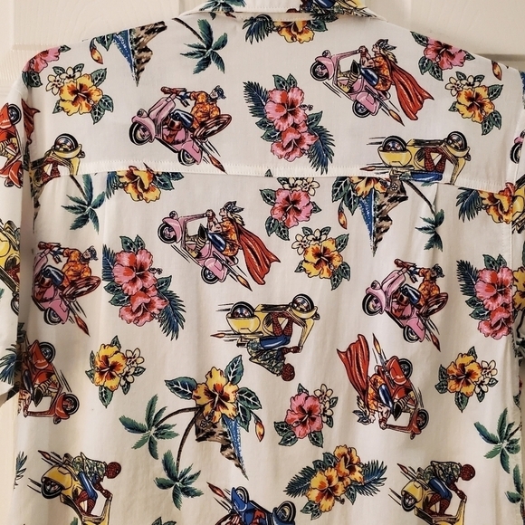 Marvel Avengers What If Men’s XS Hawaiian Shirt Spider-Man - Picture 5 of 7